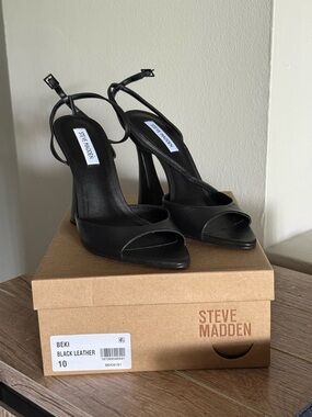 Steve Madden Black Slingback Open-Toe Heels